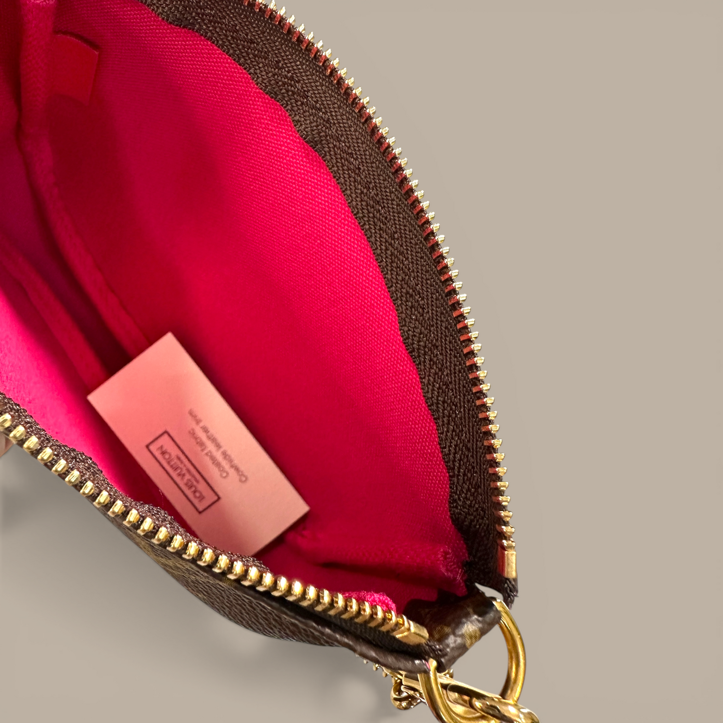 Louis Vuitton Mini Pochette | Vivienne Rollercoaster | Holiday Animation 2022