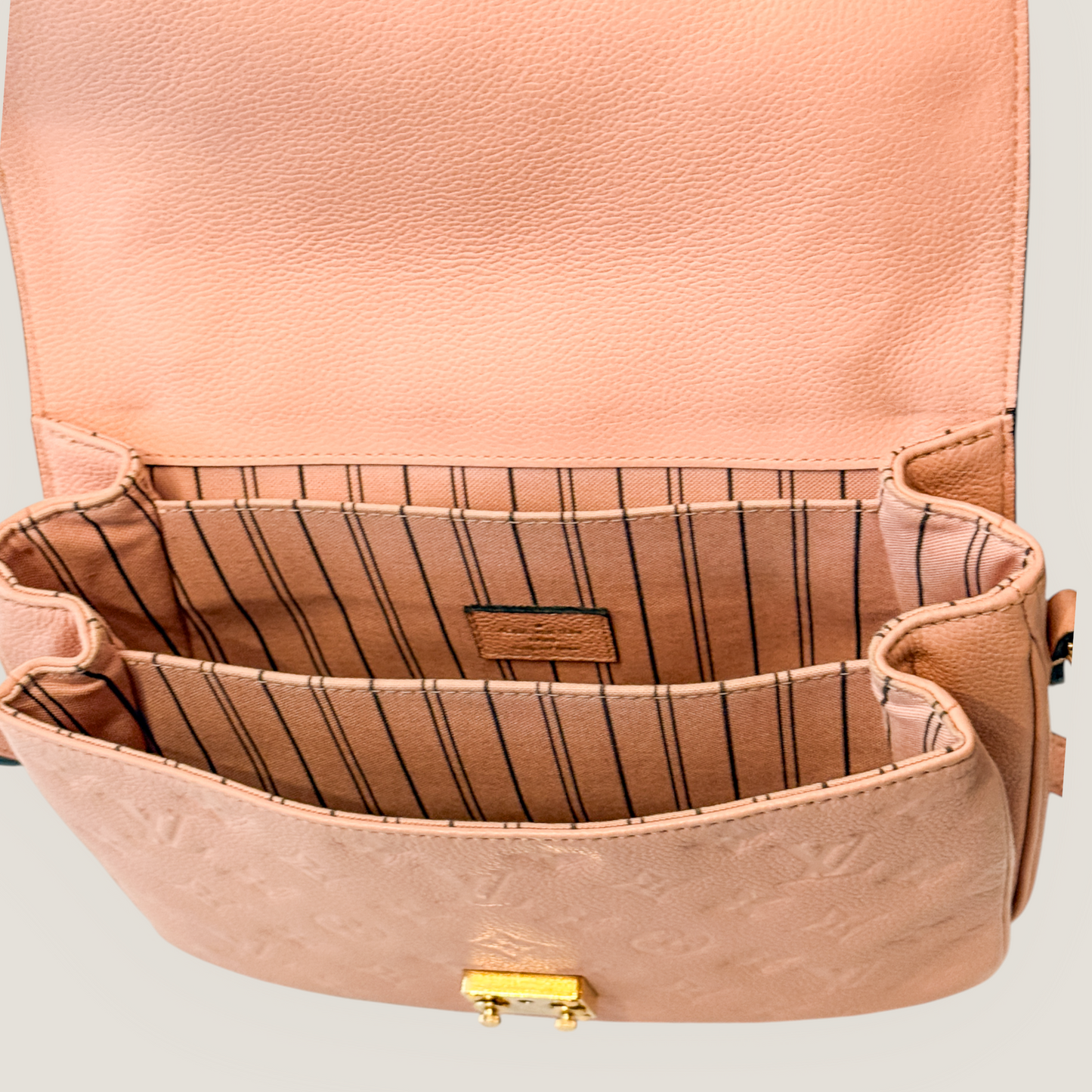 Louis Vuitton Pochette Métis | Monogram Empreinte Rose Poudre | Entrupy Authenticated