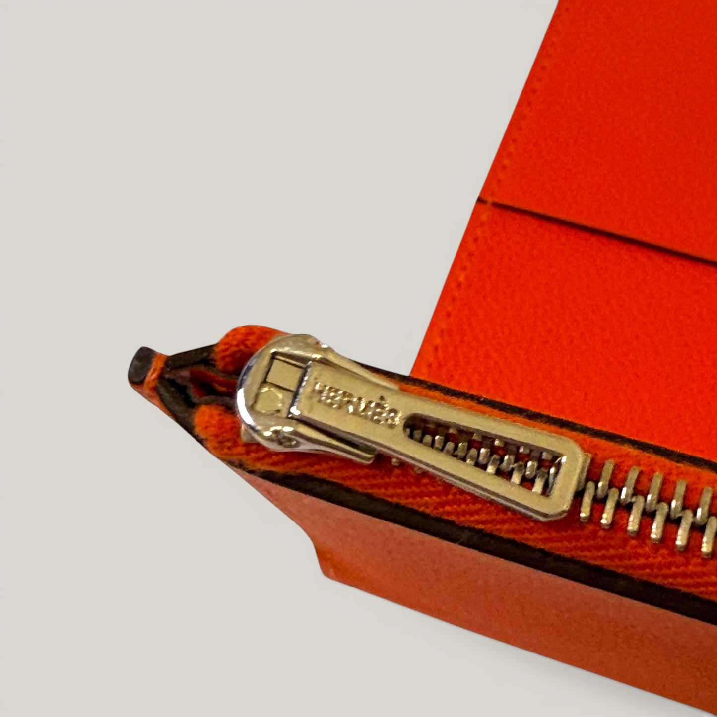 Hermès Eazip Pouch & Notebook Cover | Evercolor Calfskin in Hermès Orange | Brand New