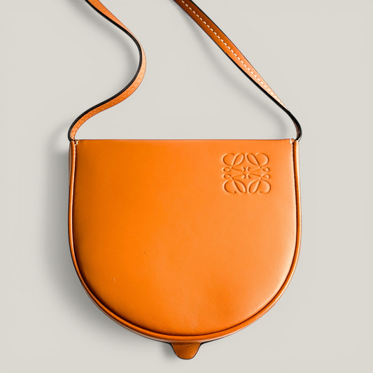 LOEWE Heel Pouch – Small | Tan Calfskin Leather